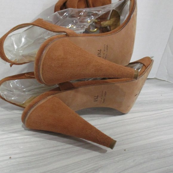 TIBI NEW YORK EXQUISITELY SOFT BROWN SUEDE BOW SANDALS. 4" HEEL. MADE IN ITALY! - Picture 10 of 10
